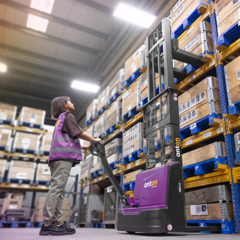 Electric Pedestrian Stacker PSM 1.2 | 1200 kg | Li-ion | AntOn by Jungheinrich - width across fork 570 mm - lift height 3530 mm